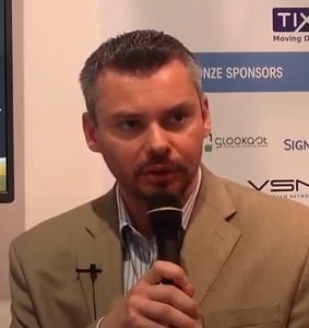 Loic Barbou headshot