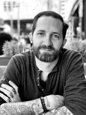 Headshot 2019 - Grey[1]