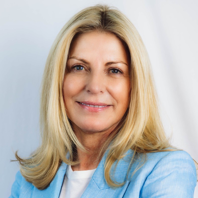 Anne Schelle, Managing Director of Pearl TV